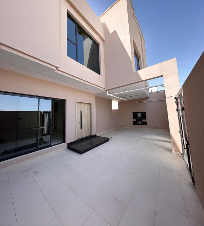 صورة فيلا للبيع في عراد #9937 1