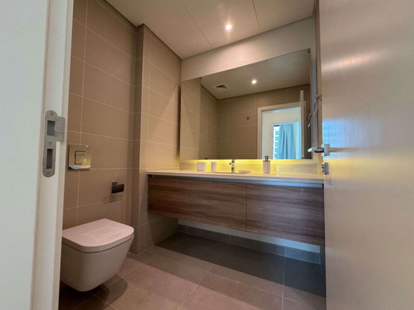 صورة شقة للبيع في ديار المحرق #1049 1