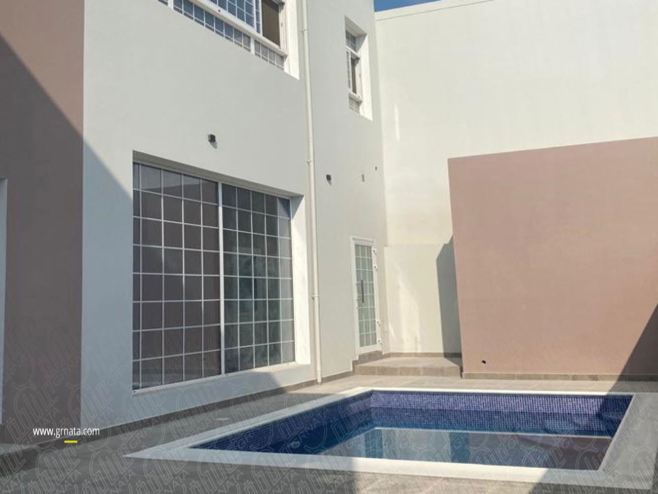 صورة فيلا للبيع في جنوسان #1097 1