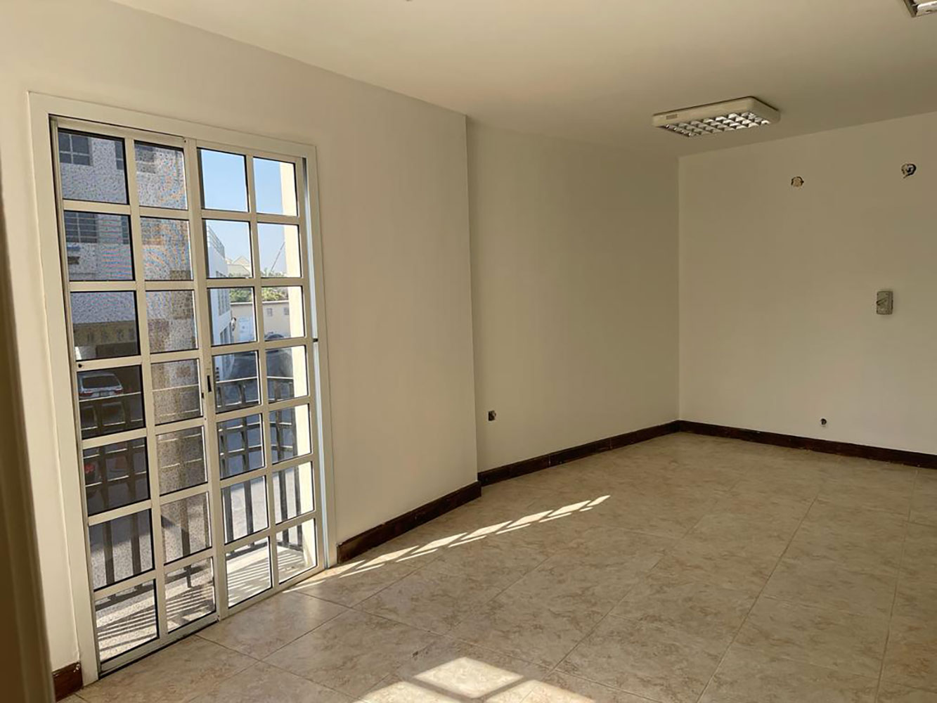 صورة فيلا للإيجار في الزنج #1107 0