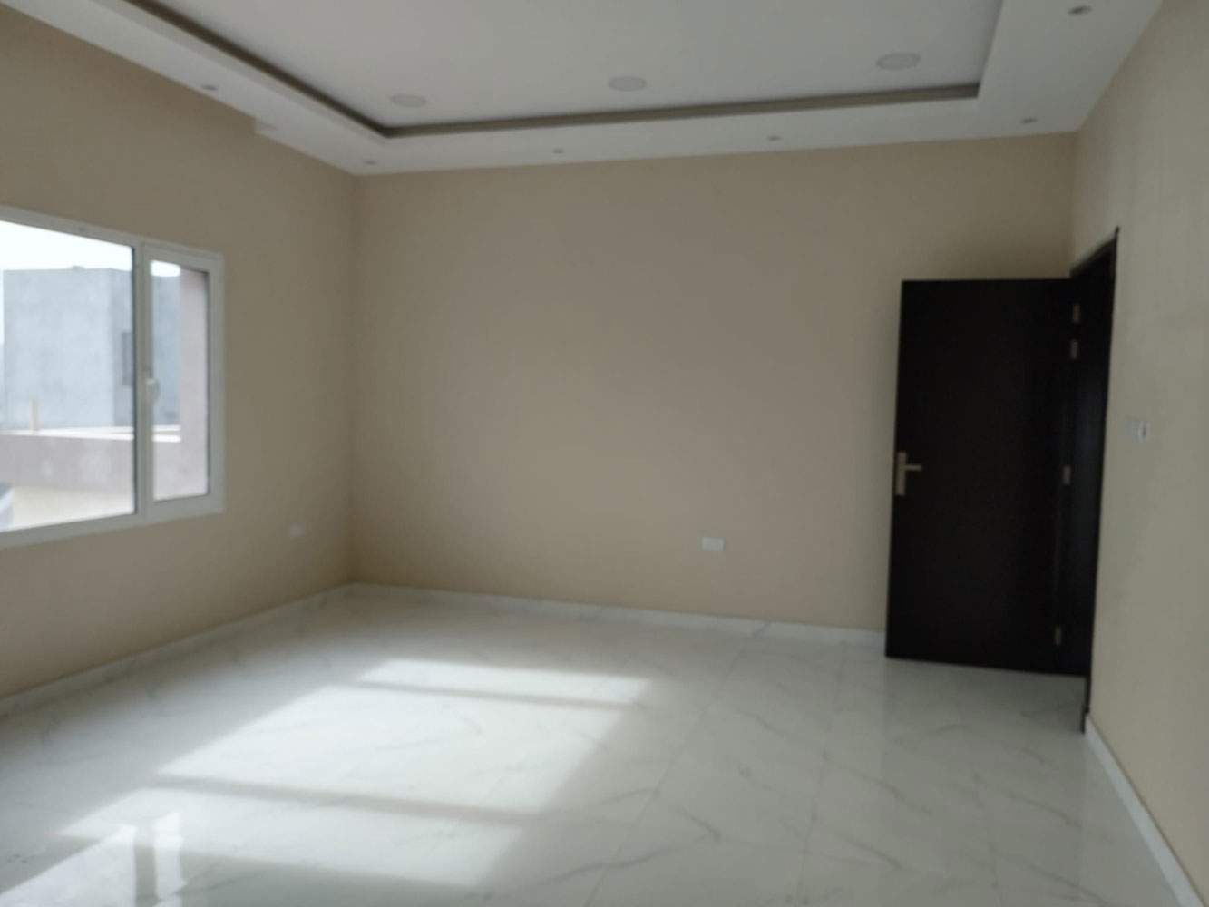 صورة فيلا للبيع في كرزكان #1165 3