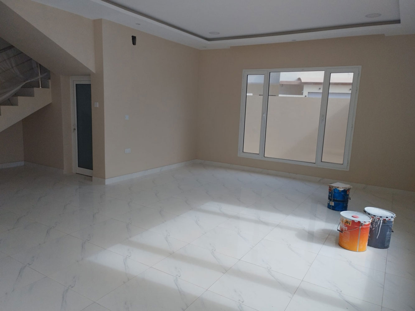 صورة فيلا للبيع في كرزكان #1165 1