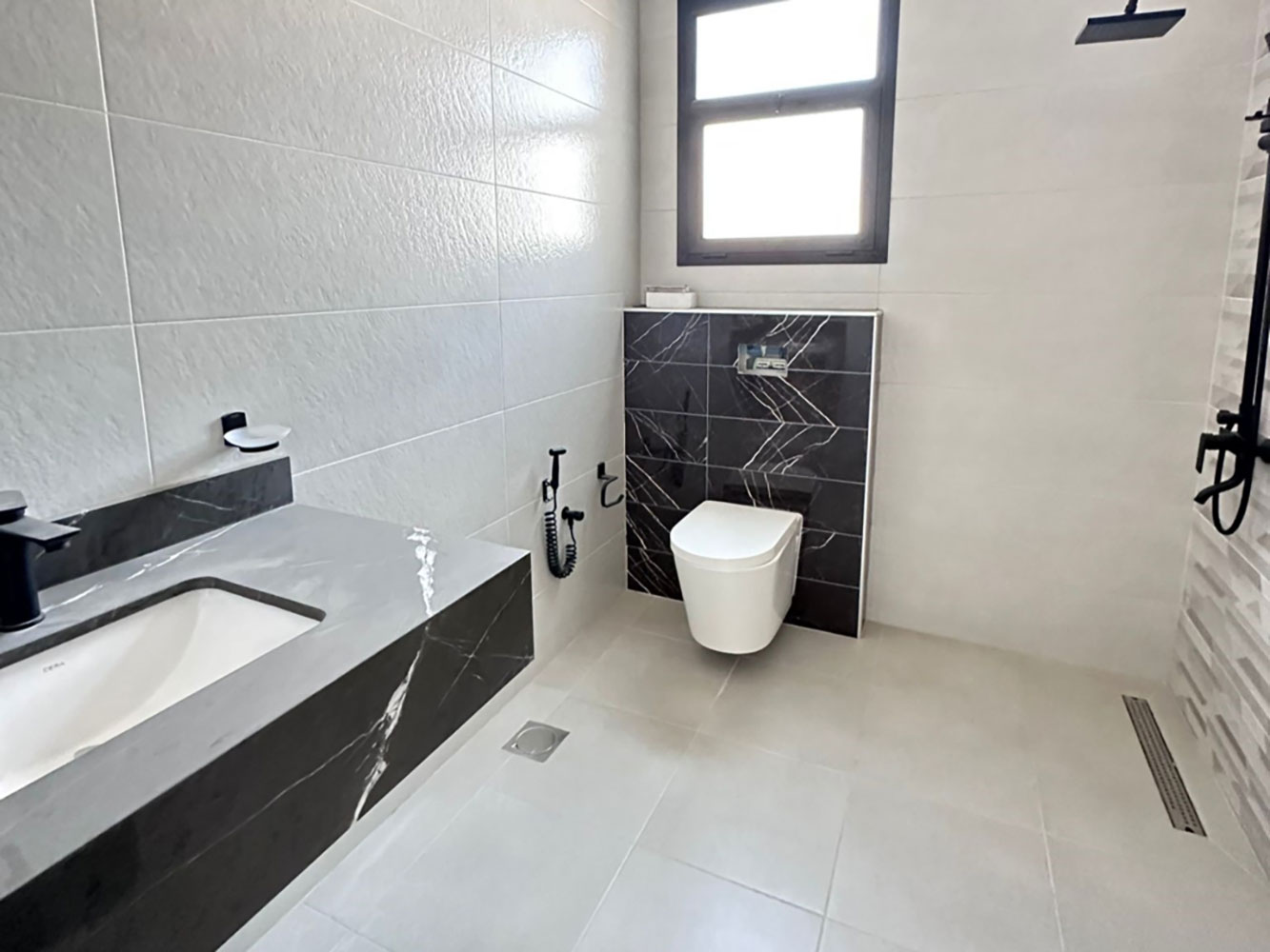 صورة فيلا للبيع في مقابة #1173 4