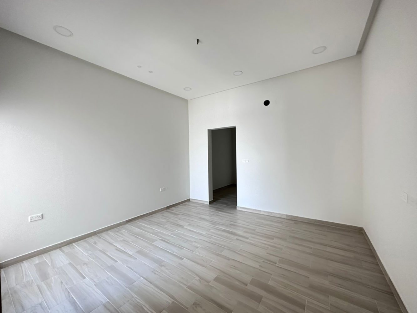 صورة فيلا للبيع في مقابة #1173 2