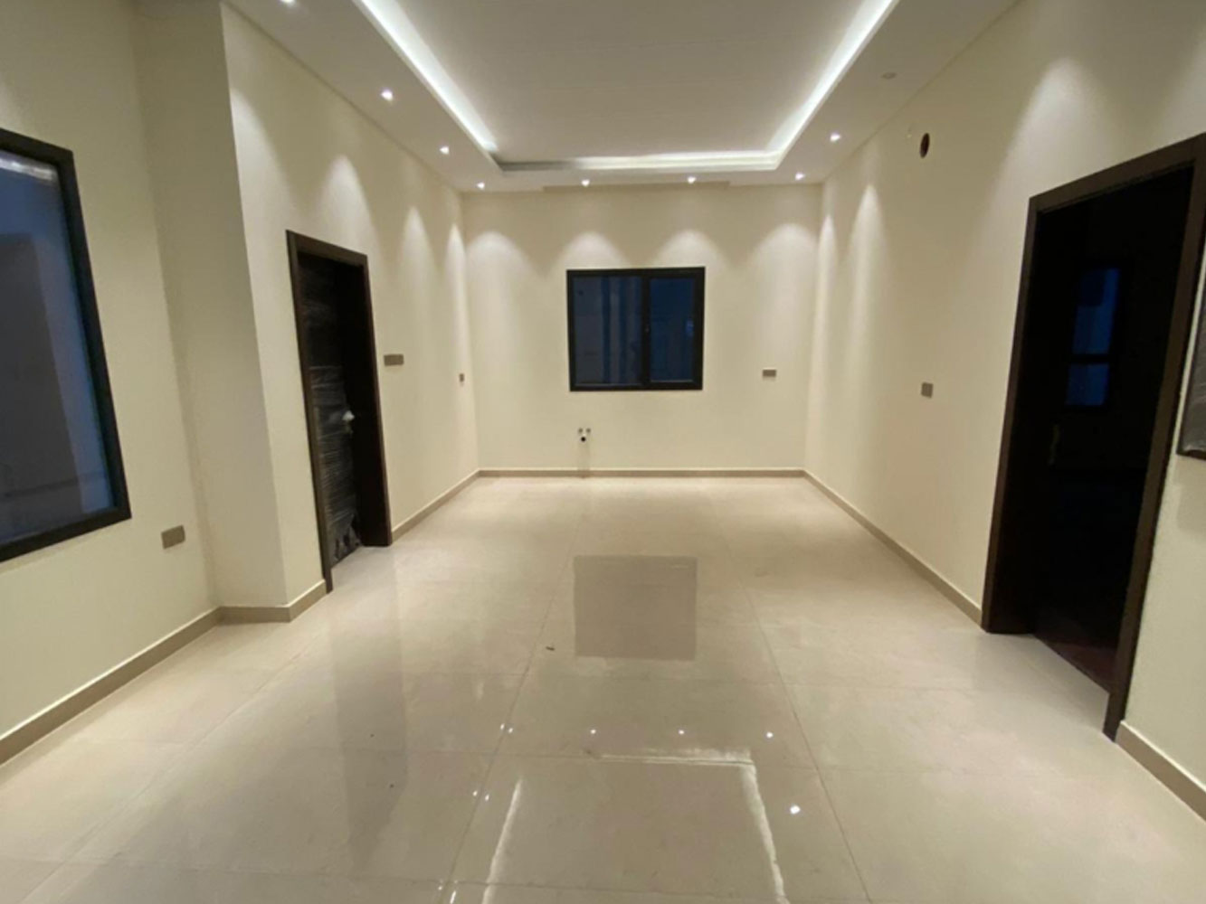 صورة فيلا للبيع في بوقوة #1214 3