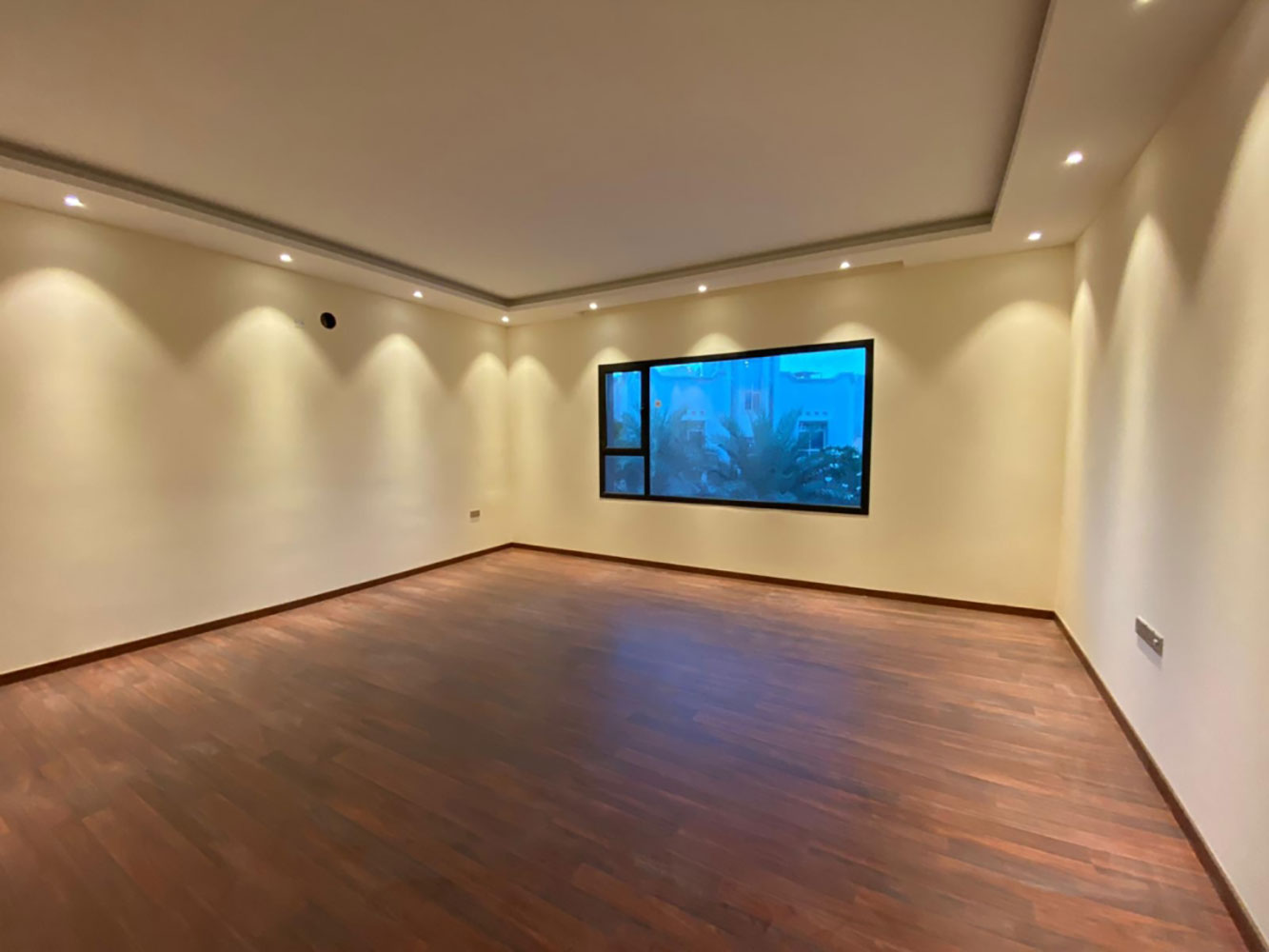 صورة فيلا للبيع في بوقوة #1214 0