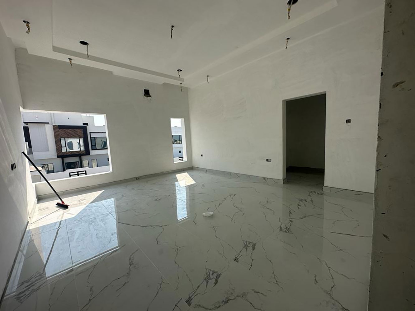 صورة فيلا للبيع في الحد #1233 6