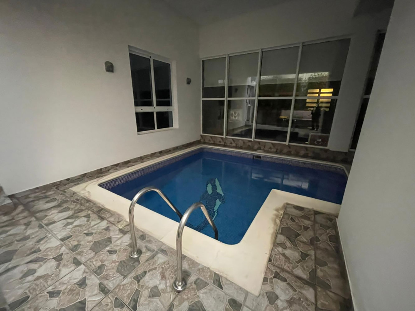 صورة فيلا للبيع في بوقوة #1310 10