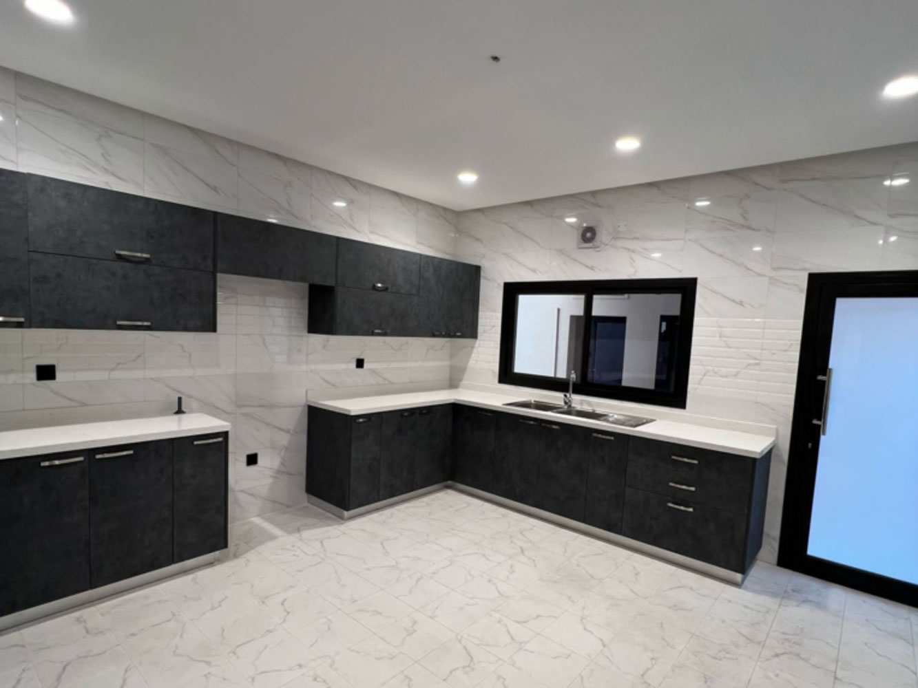 Villa for Sale in Tubli Image #1565 6