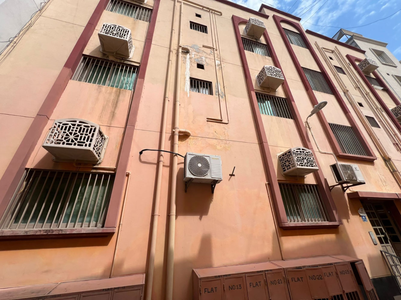 صورة مبنى للبيع في المنامة #1599 0