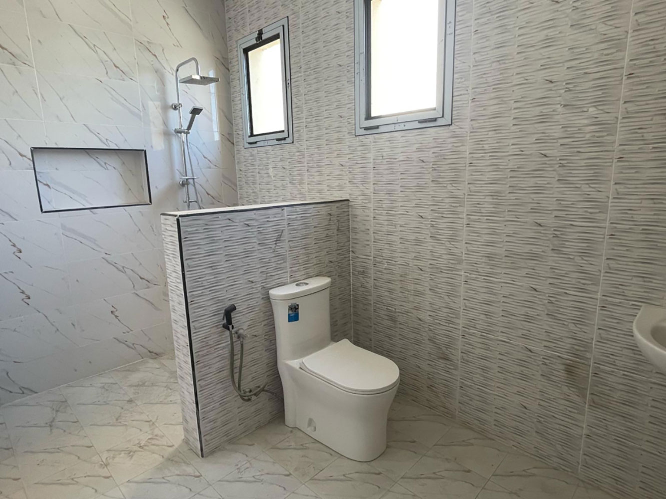 صورة فيلا للبيع في دمستان #1600 8