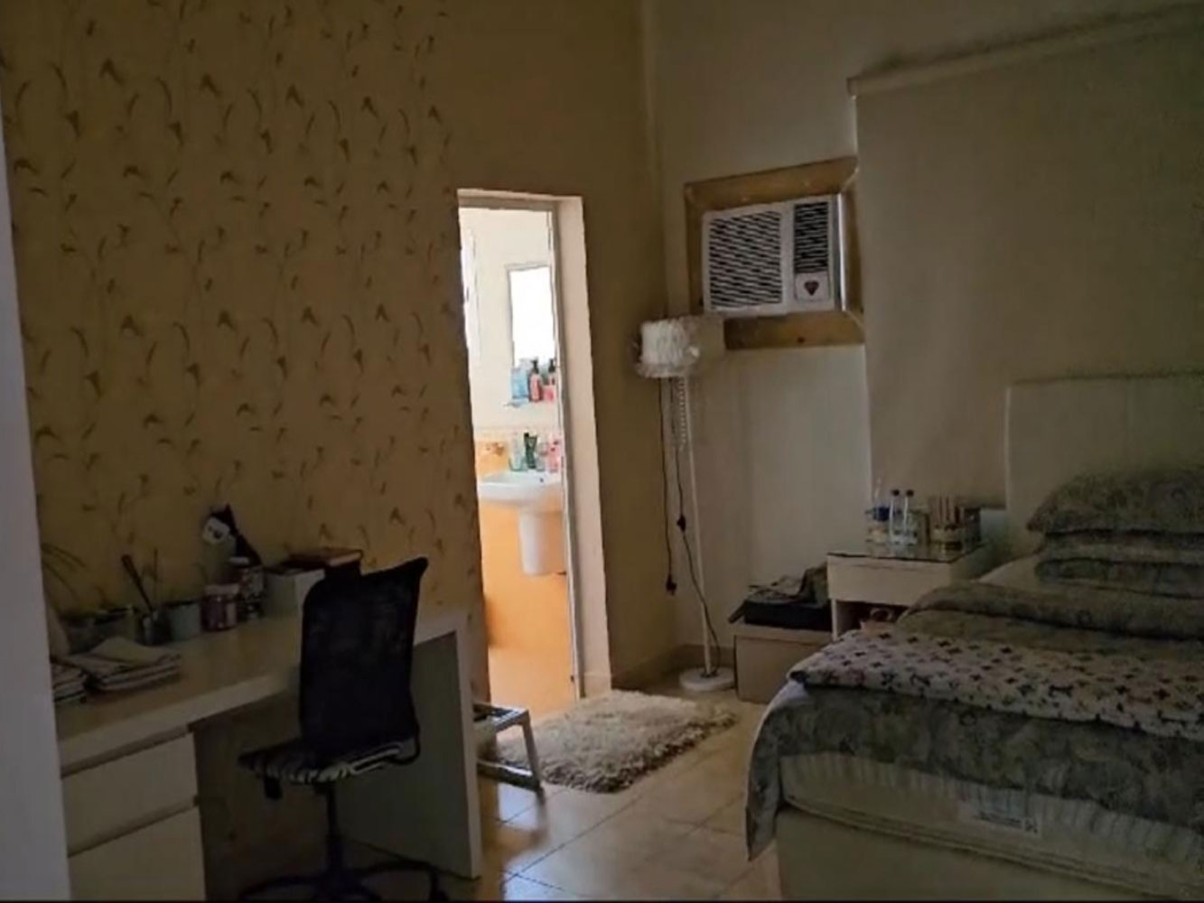 صورة فيلا للبيع في البسيتين #1703 1