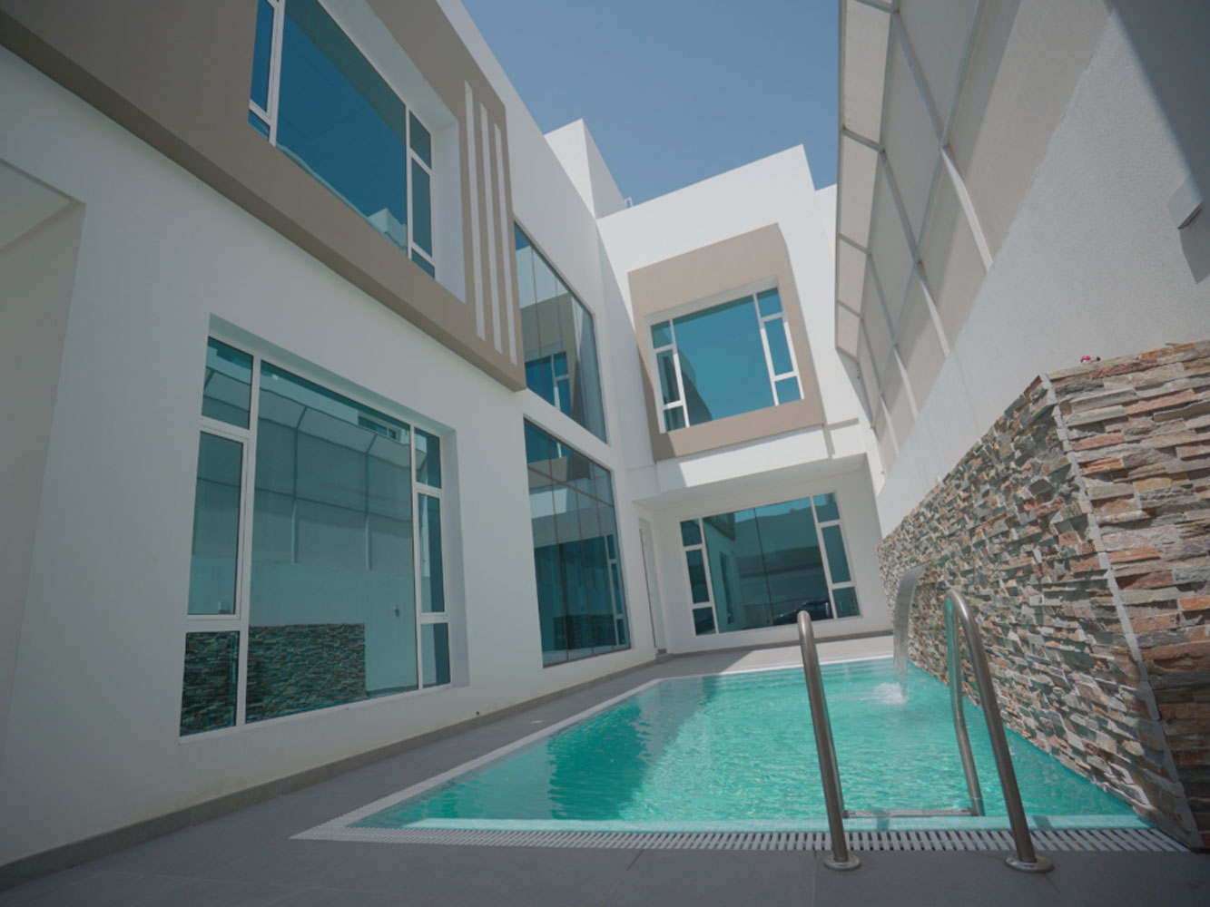 صورة فيلا للبيع في سار #1842 9