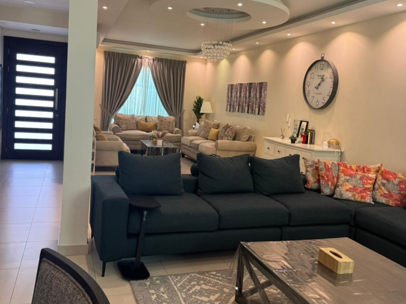 صورة فيلا للبيع في مدينة حمد #1984 2