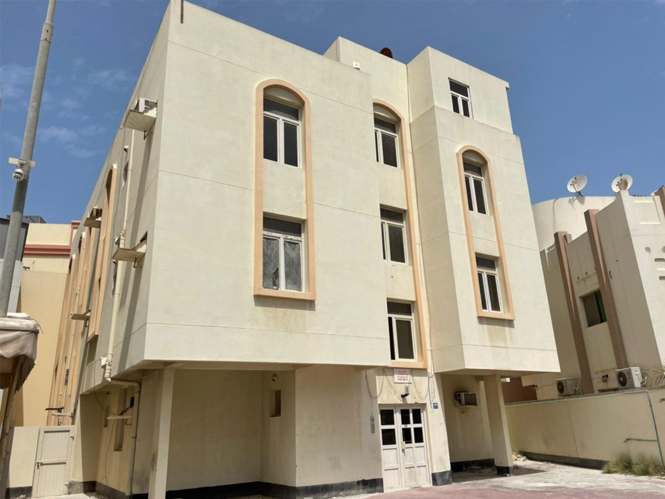 Building for Sale in Busaiteen Image #227 0