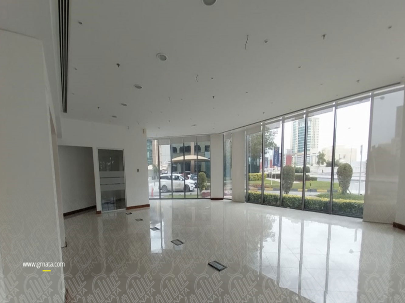 صورة محل للإيجار في ضاحية السيف #273 5