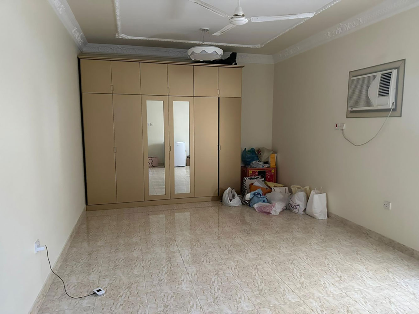 صورة فيلا للبيع في اللوزي #306 5