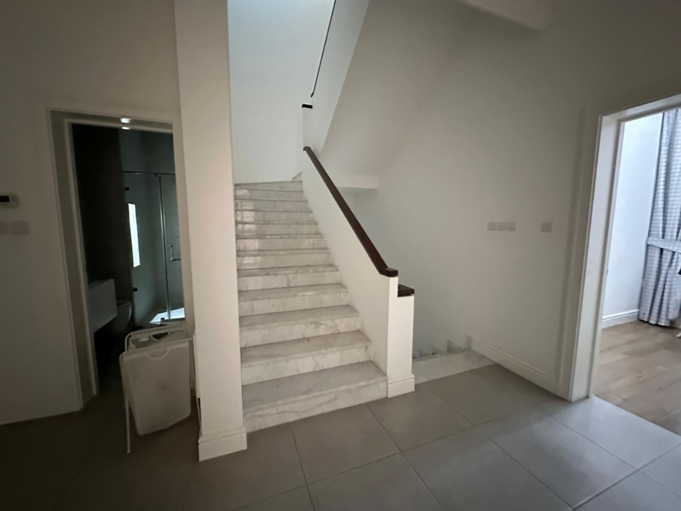 صورة فيلا للبيع في الجنبية #3180 5