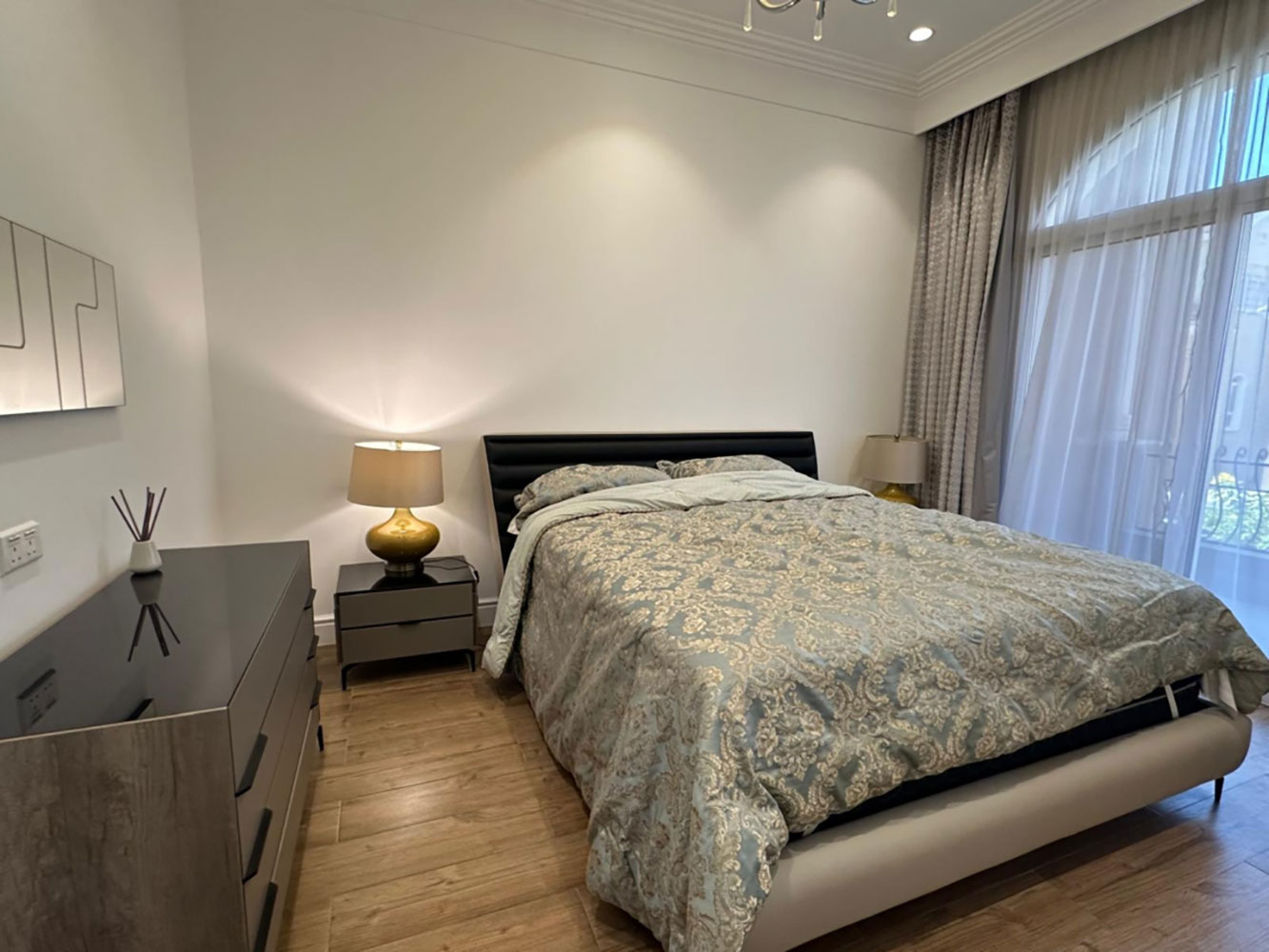 صورة فيلا للبيع في الجنبية #3180 7