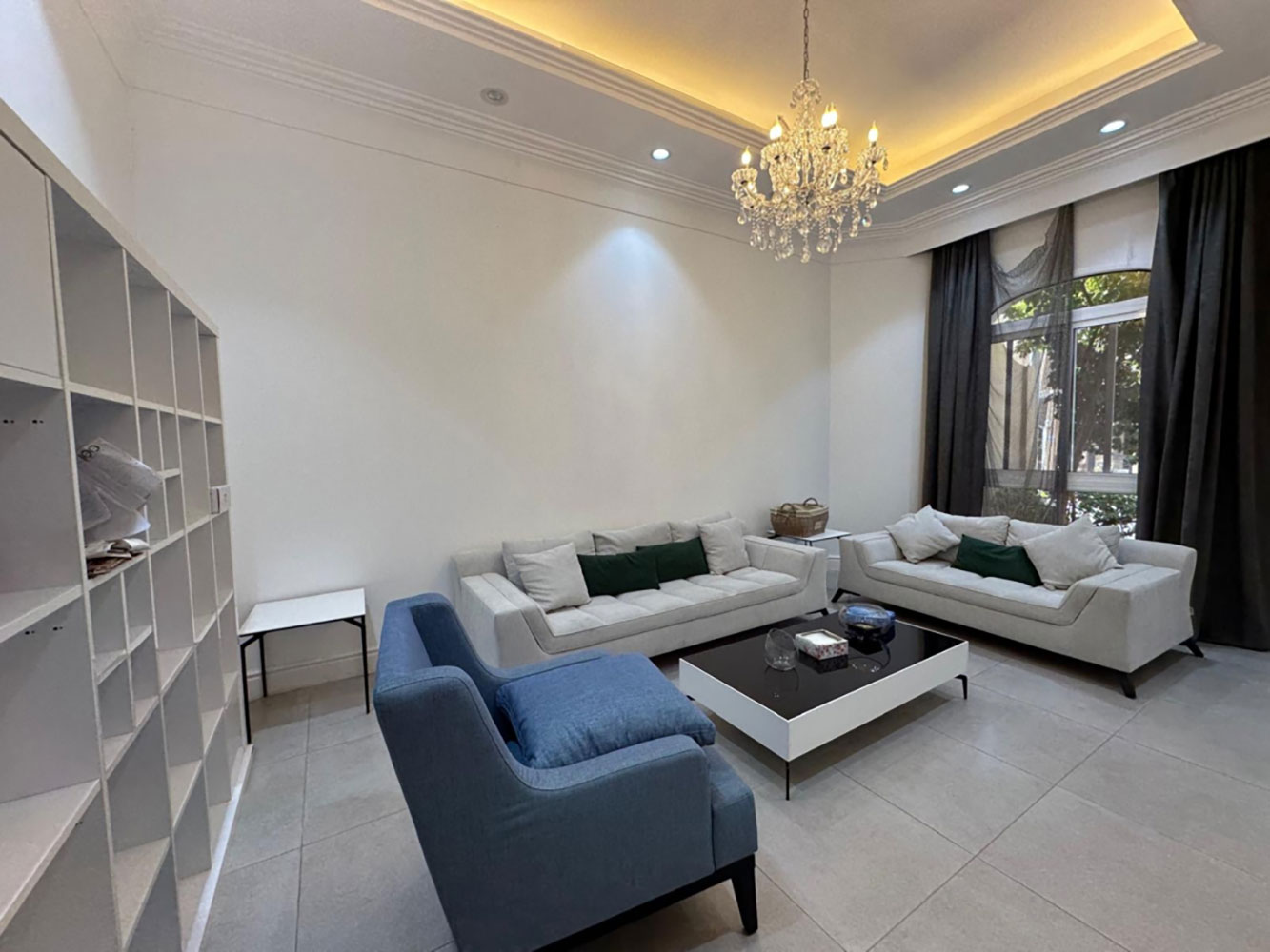 صورة فيلا للبيع في الجنبية #3180 3