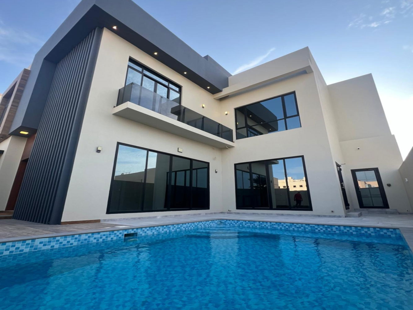 صورة فيلا للبيع في الجنبية #3218 0