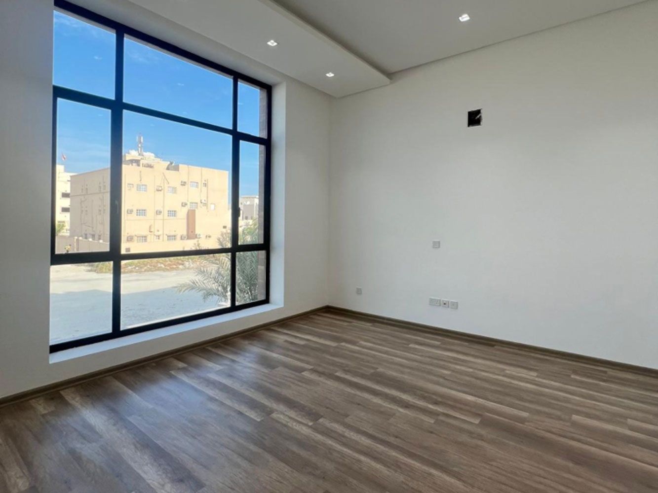 صورة فيلا للبيع في الجنبية #3218 10