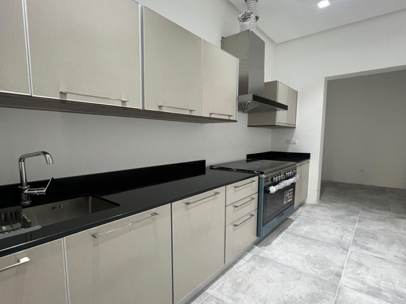 صورة فيلا للبيع في الجنبية #3218 6