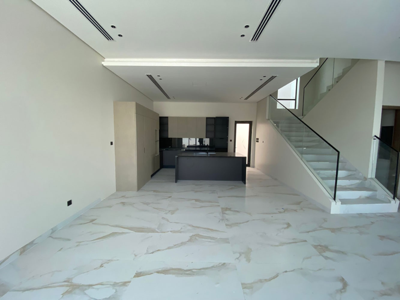 صورة فيلا للبيع في بوقوة #3260 1