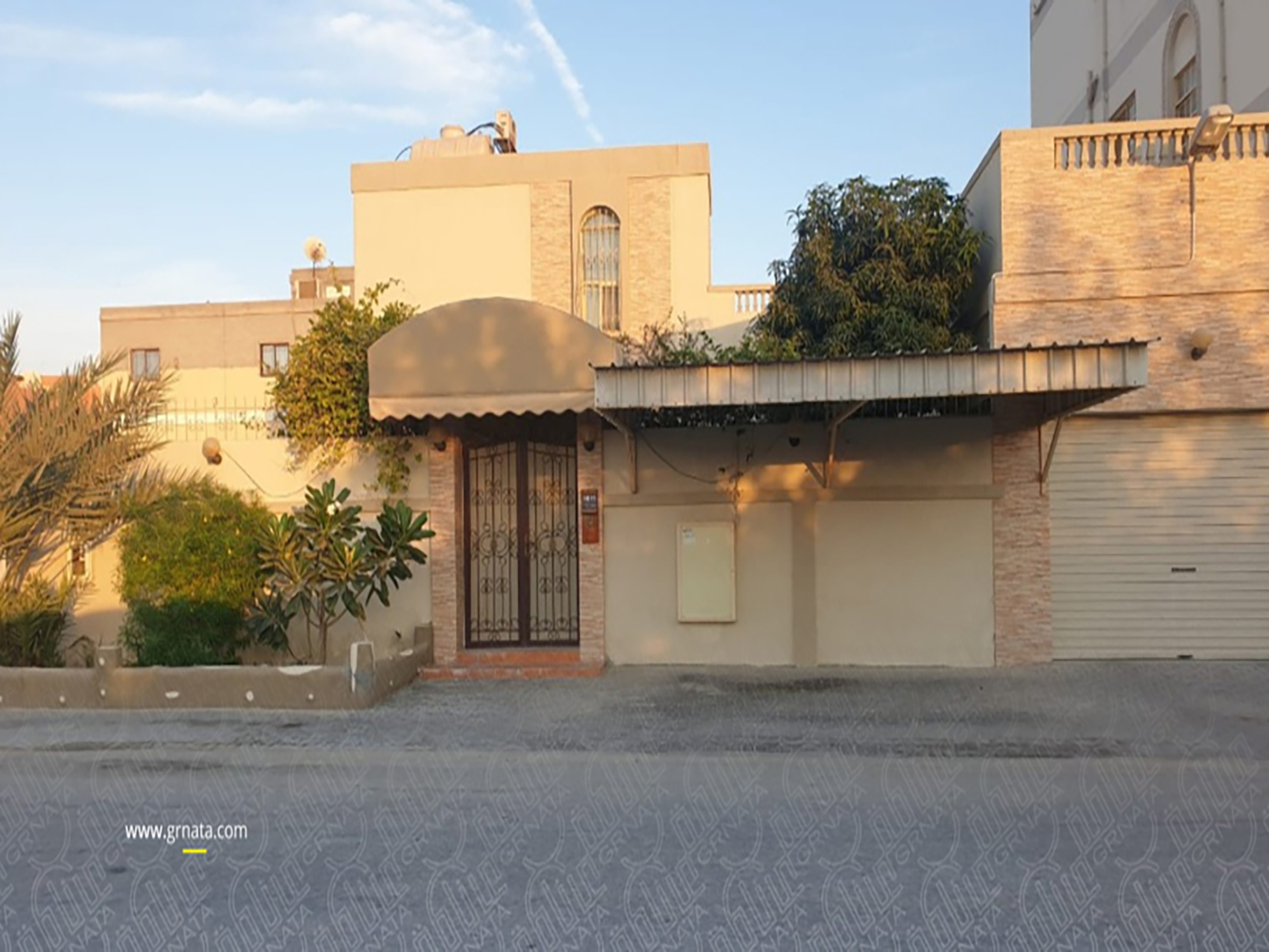 صورة فيلا للبيع في سار #327 0