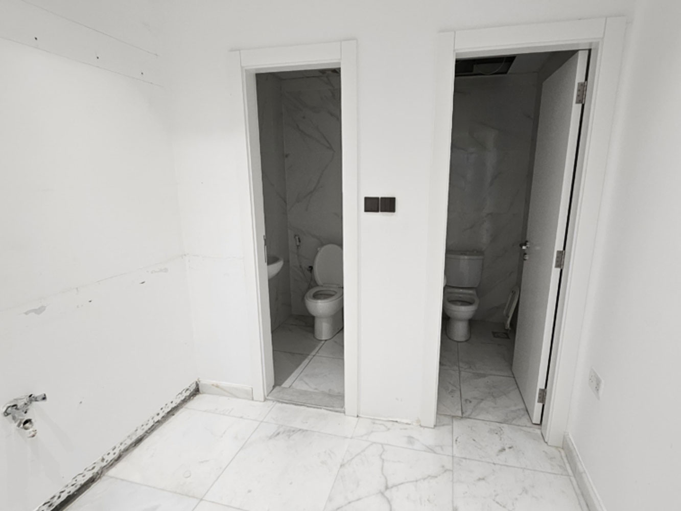 صورة مكتب للبيع في ضاحية السيف #3408 6