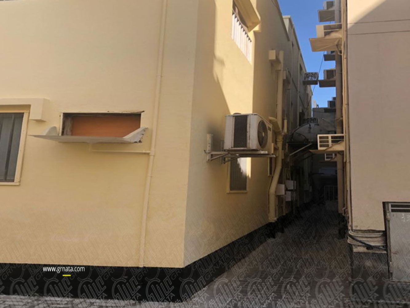 صورة مبنى للبيع في المحرق #3483 1