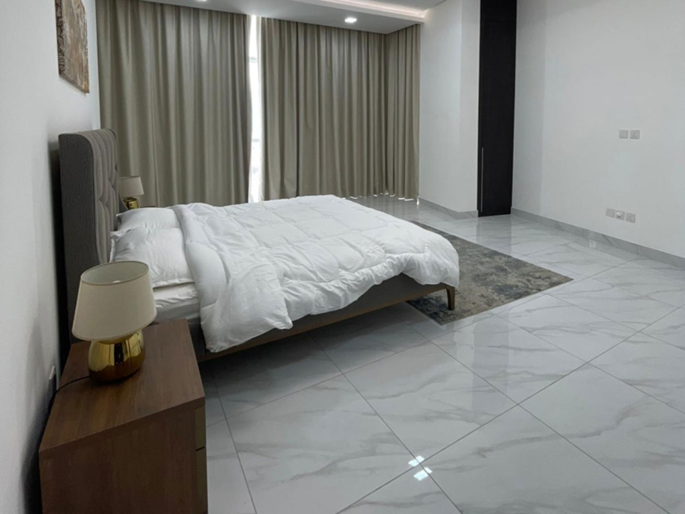 صورة شقة للإيجار في الجفير #353 1