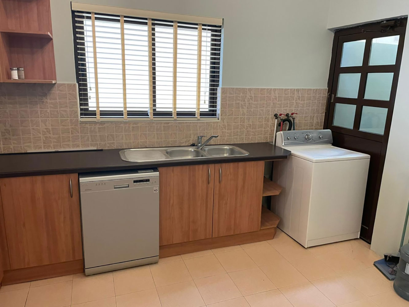 Apartment for Rent in Juffair Image #356 1