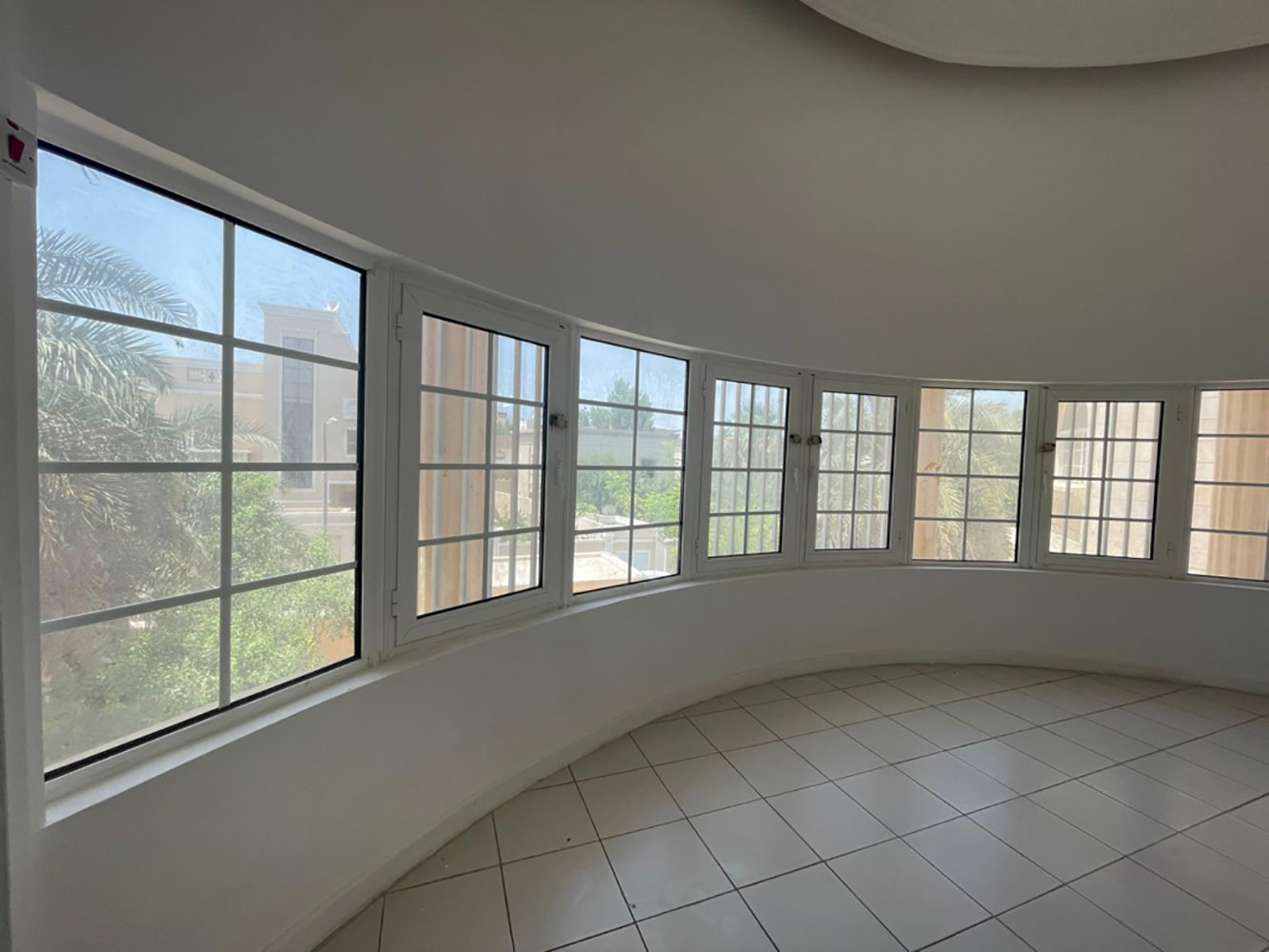 صورة فيلا للإيجار في ام الحصم #357 2