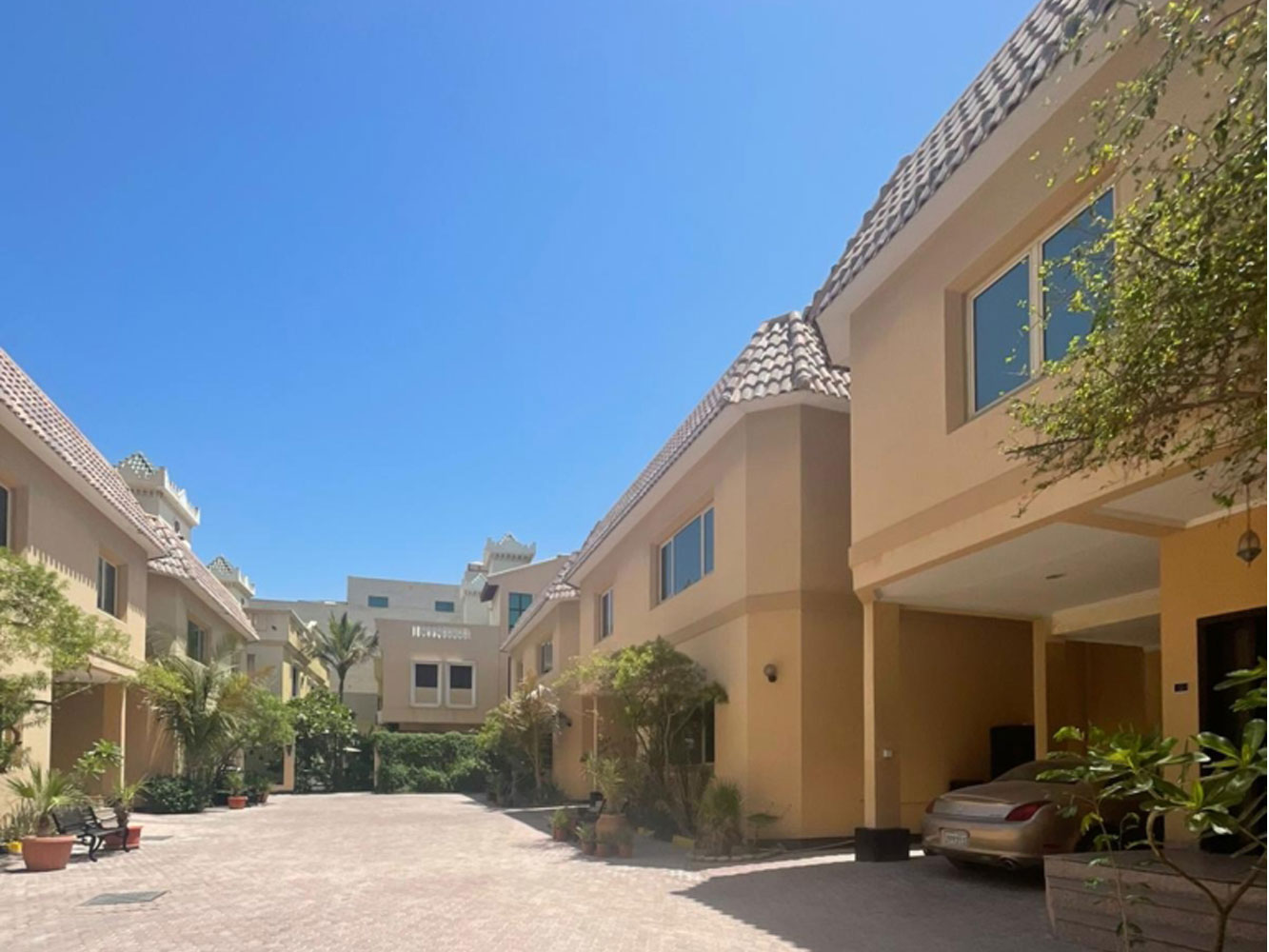 Villa for Rent in Juffair Image #360 8