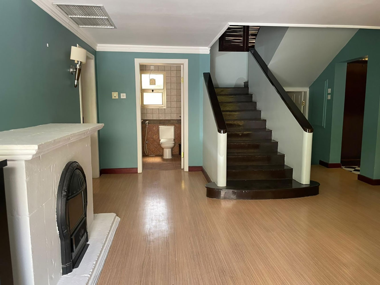 صورة فيلا للإيجار في الجفير #361 4