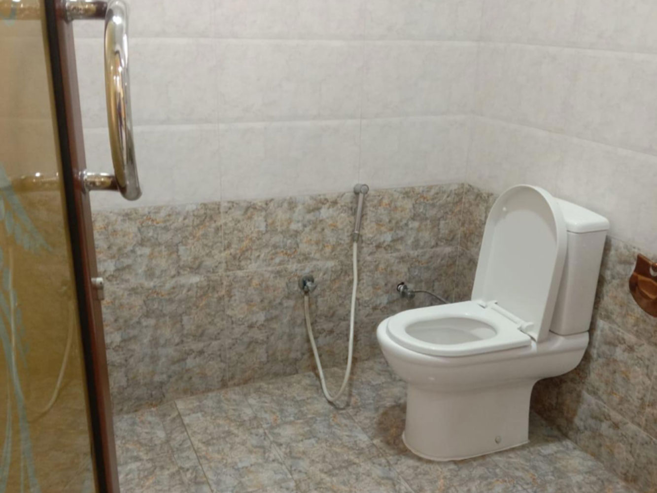 صورة فيلا للإيجار في مدينة عيسى #362 1