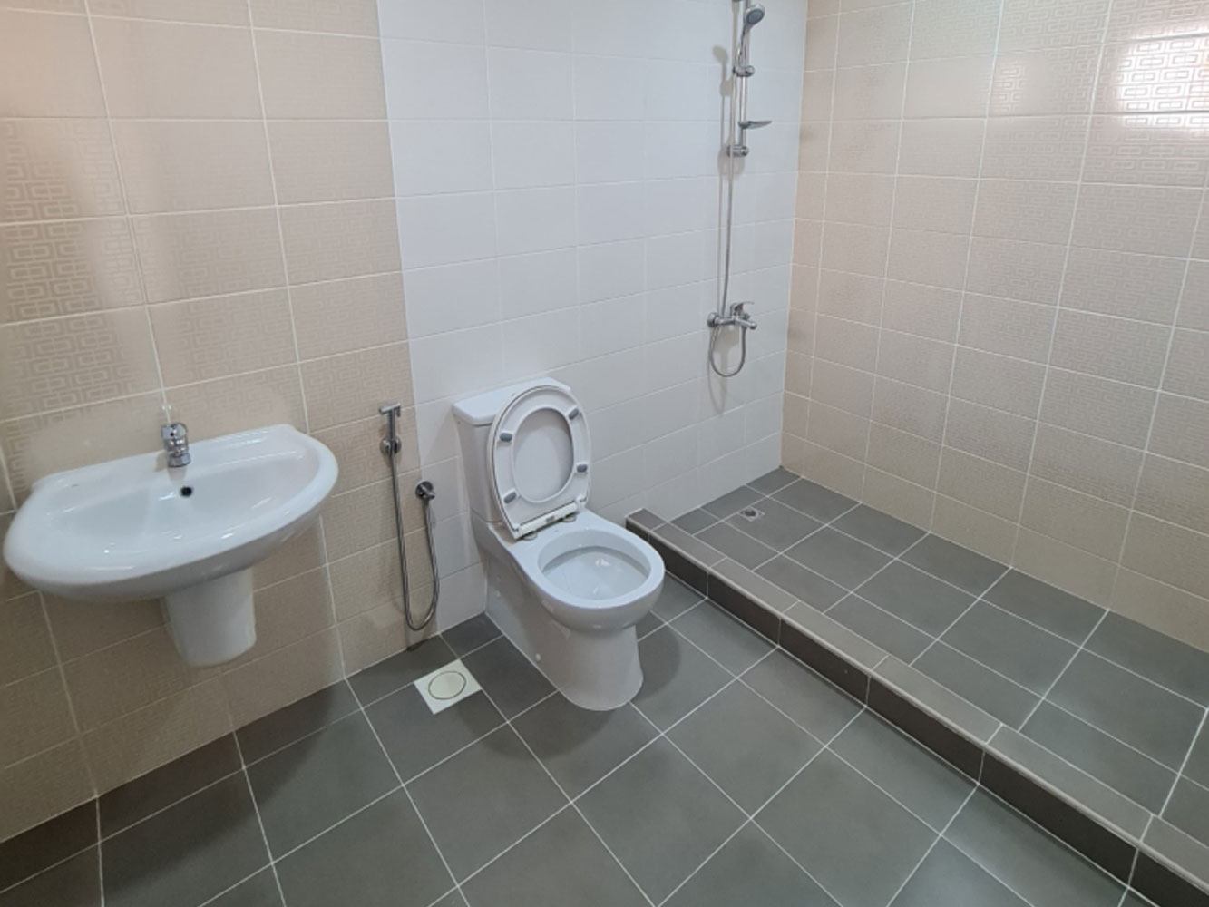 صورة فيلا للبيع في ديار المحرق #3881 2