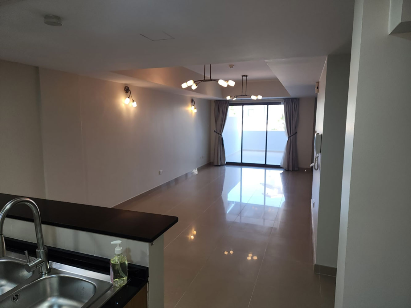 صورة شقة للبيع في جزر امواج #4452 5