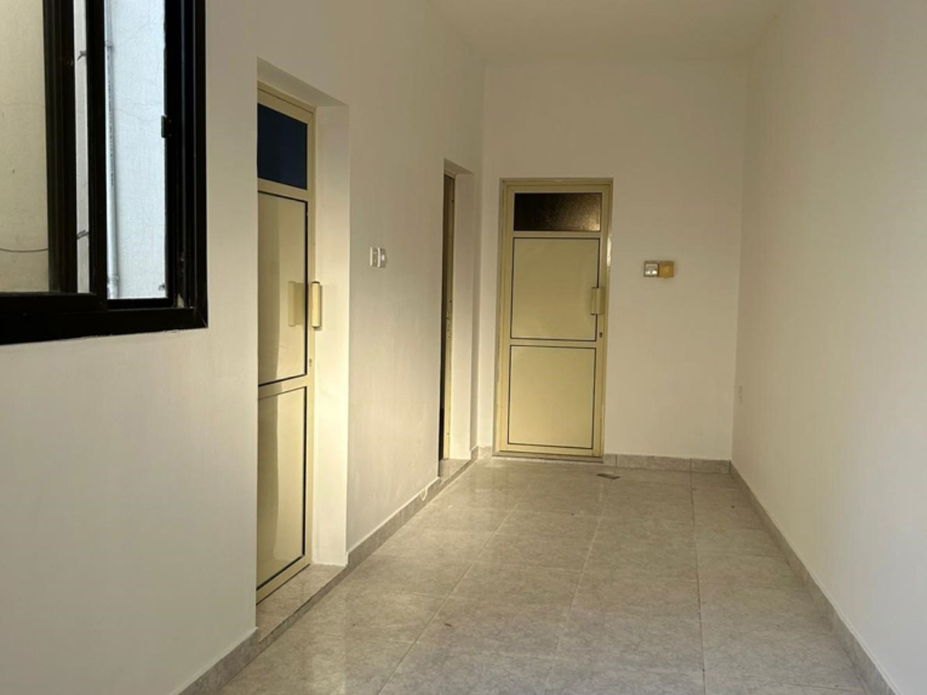 صورة مبنى للبيع في البلاد القديم #456 1