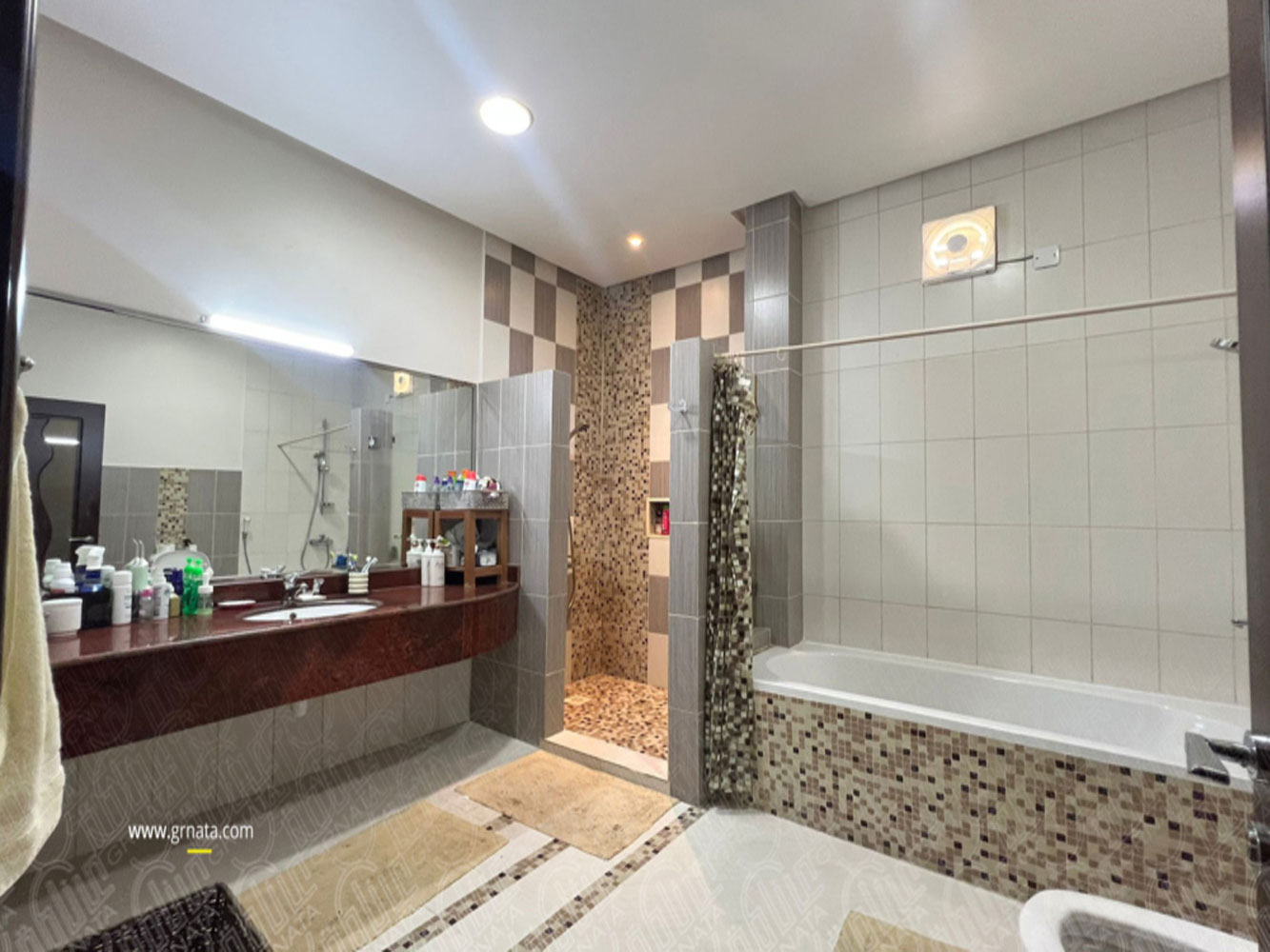 صورة فيلا للبيع في المالكية #4848 8