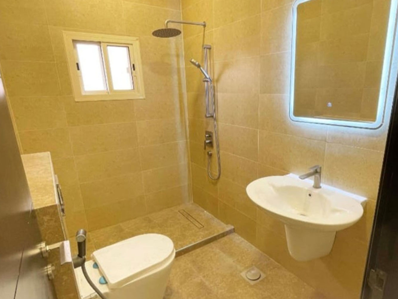 صورة فيلا للبيع في الحد #5005 6