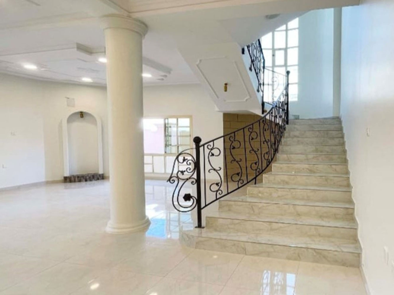 صورة فيلا للبيع في الحد #5005 8