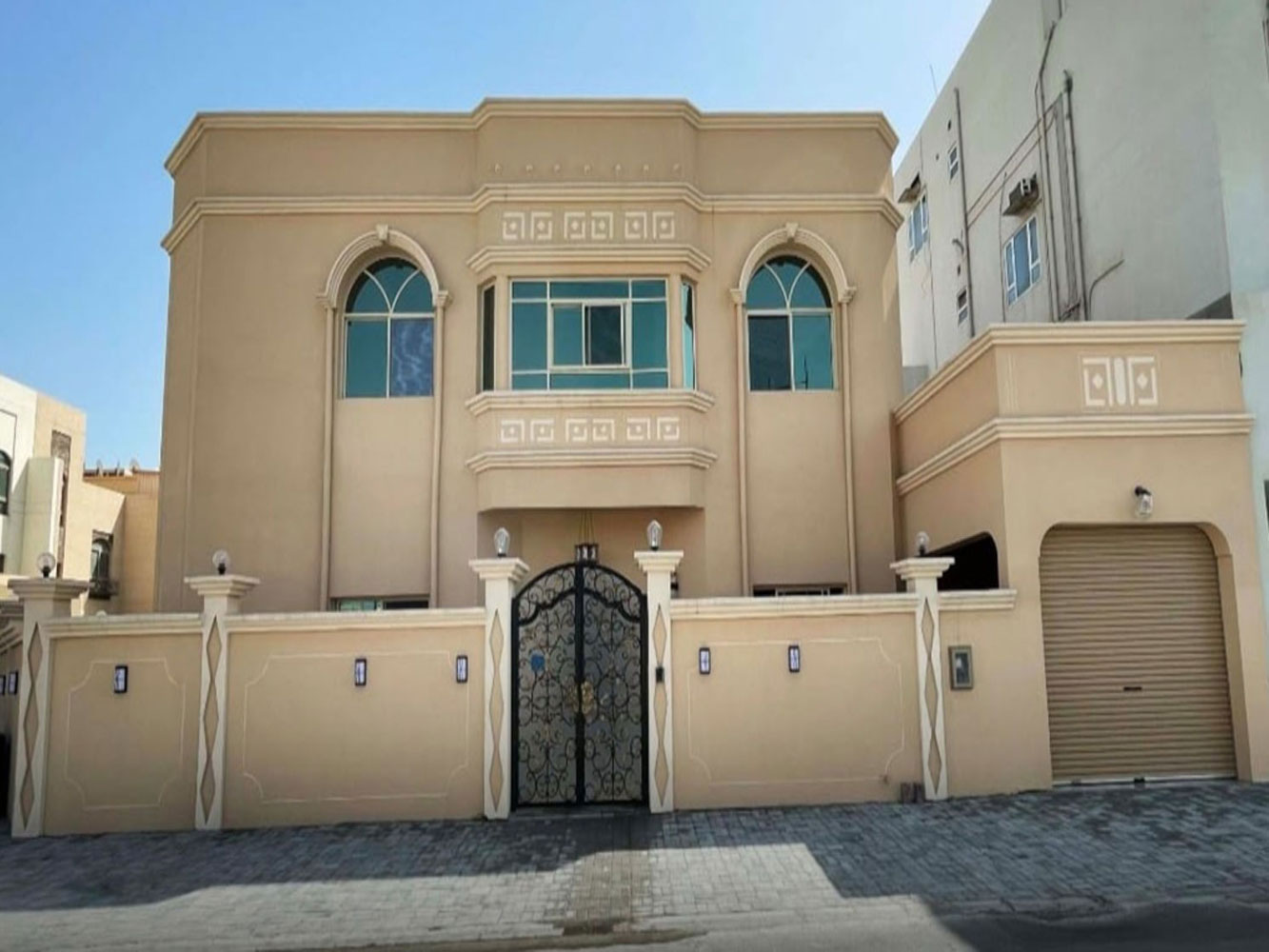 صورة فيلا للبيع في الحد #5005 1