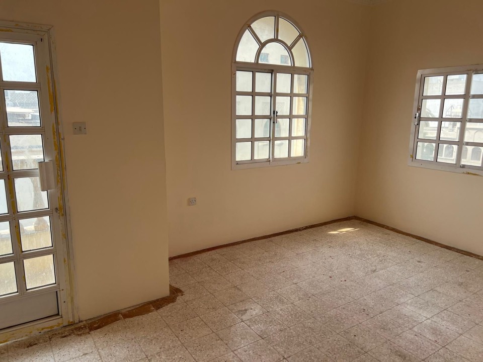 Building for Sale in Muharraq Image #6004 5