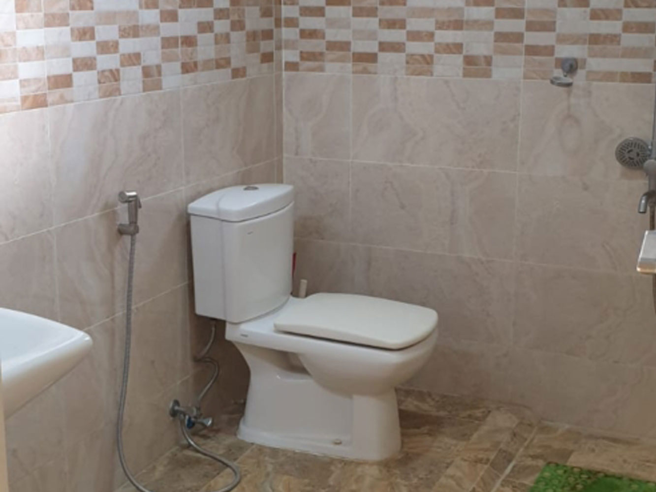 صورة شقة للبيع في البسيتين #629 3