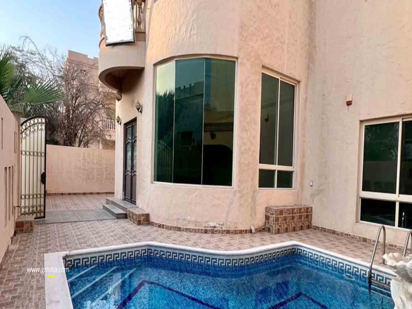 صورة فيلا للبيع في مقابة #6405 2