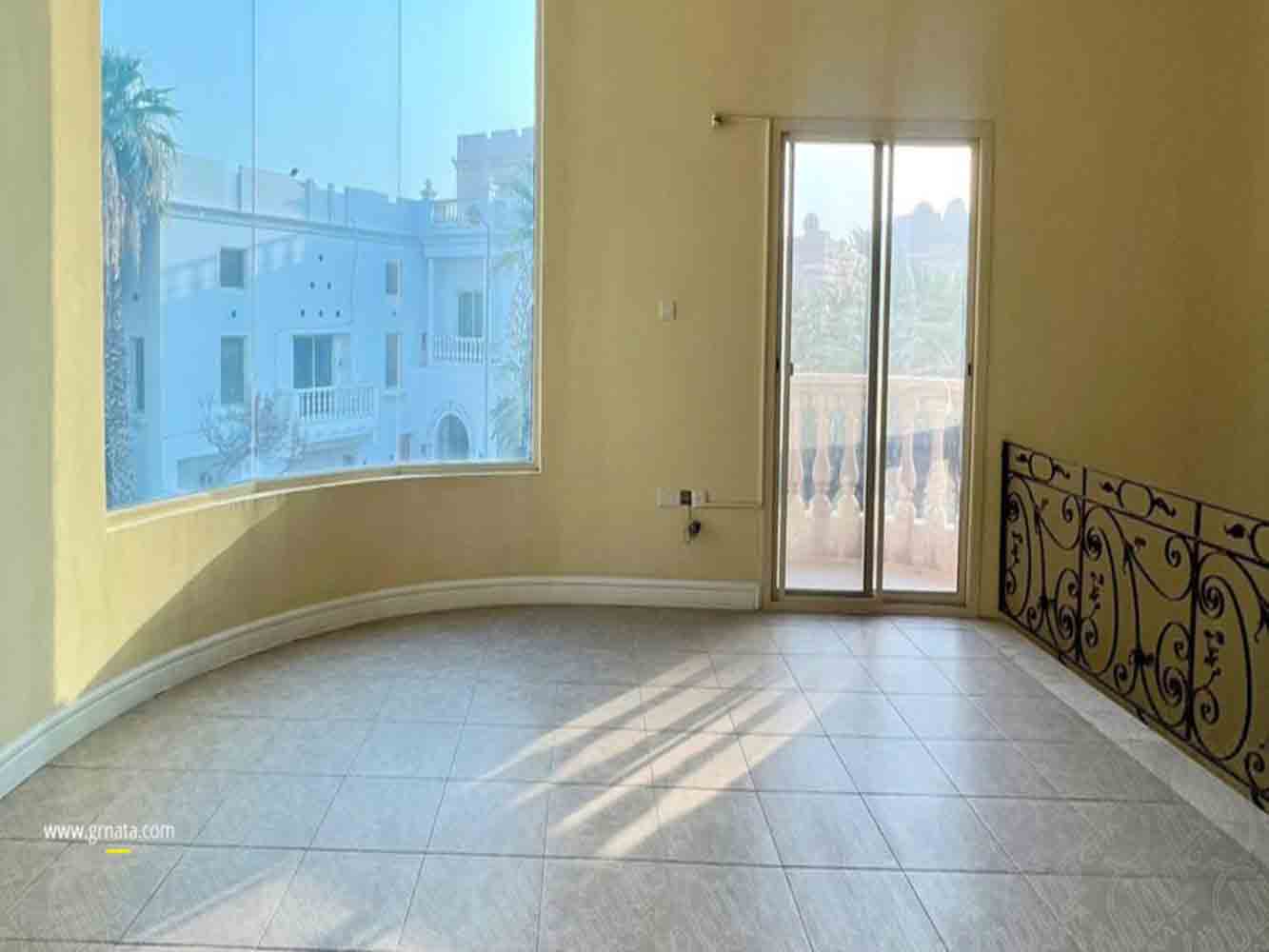 صورة فيلا للبيع في مقابة #6405 5