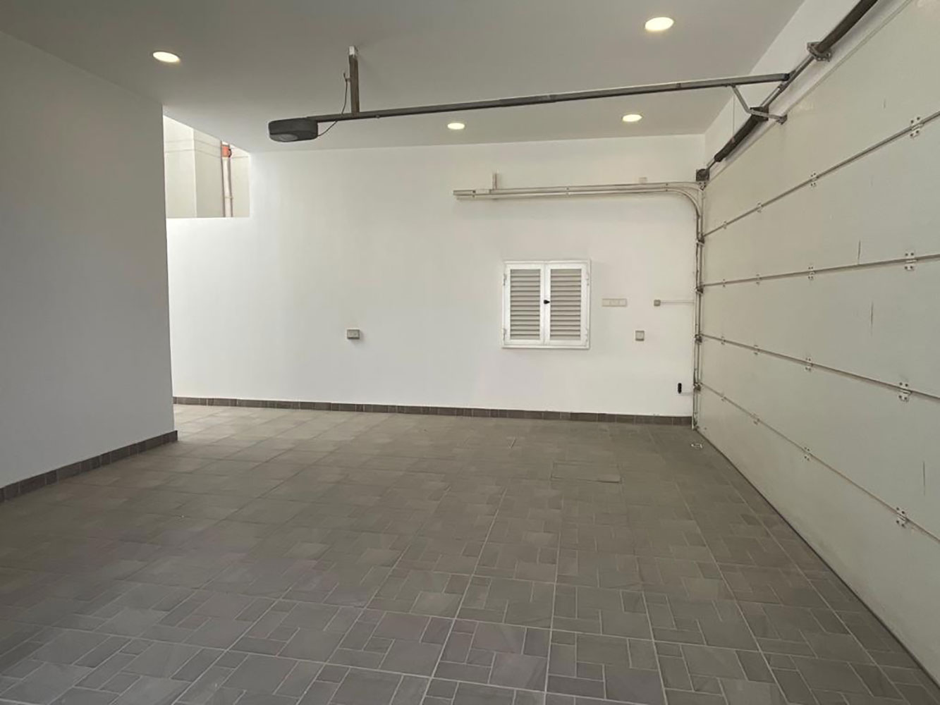 Villa for Sale in Shakhura Image #642 0