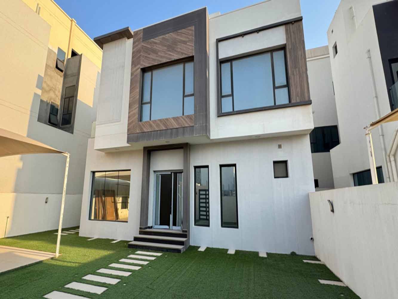 صورة فيلا للبيع في الحد #6453 0